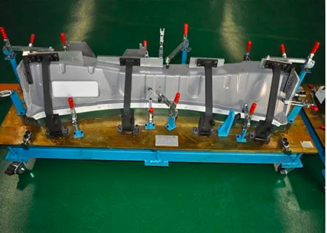 思瑞龍門(mén)三坐標(biāo)如何完成汽車(chē)檢具測(cè)量任務(wù)？