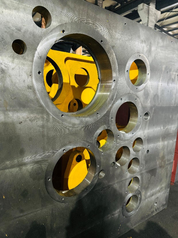 思瑞測量龍門三坐標測量機-突破腔體內部測量壁壘